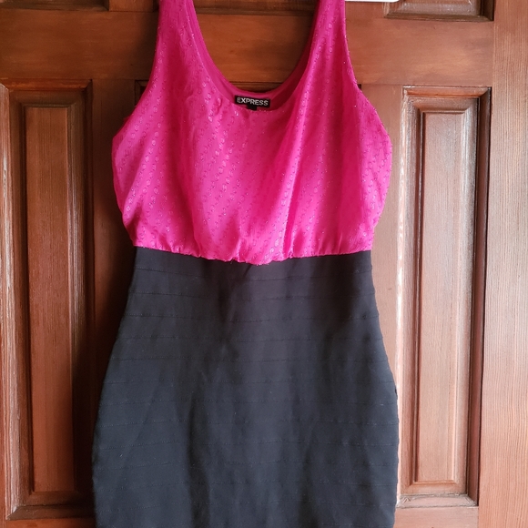 EXPRESS DRESS - Picture 12 of 16